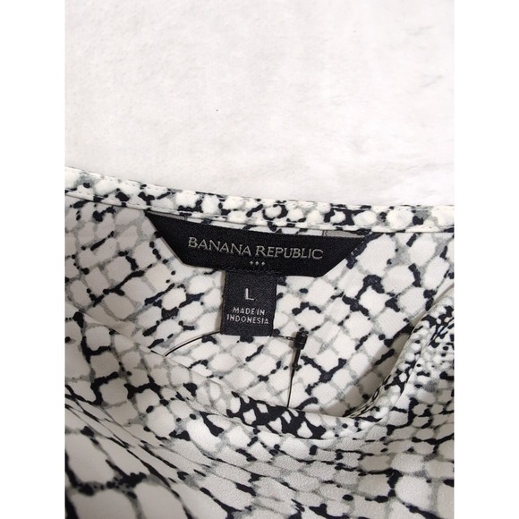 Banana Republic Camisole Tank Top Womens L Snake Print Business Casual Party - Picture 6 of 9